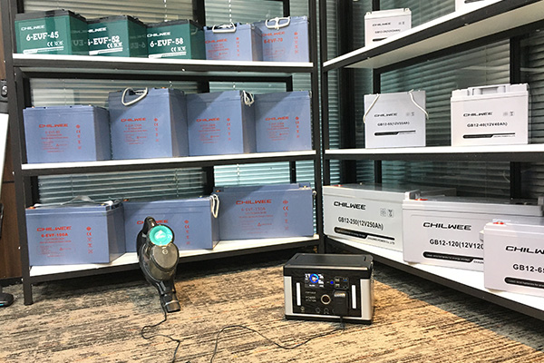 700w Akıllı Taşınabilir Elektrik Santrali Sitesini Kullanın